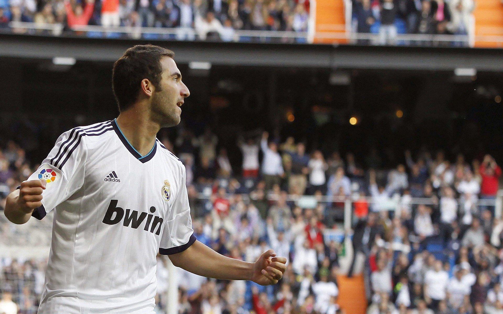 纳达尔强势回归红土赛场,蒙特卡洛大师赛首战告捷