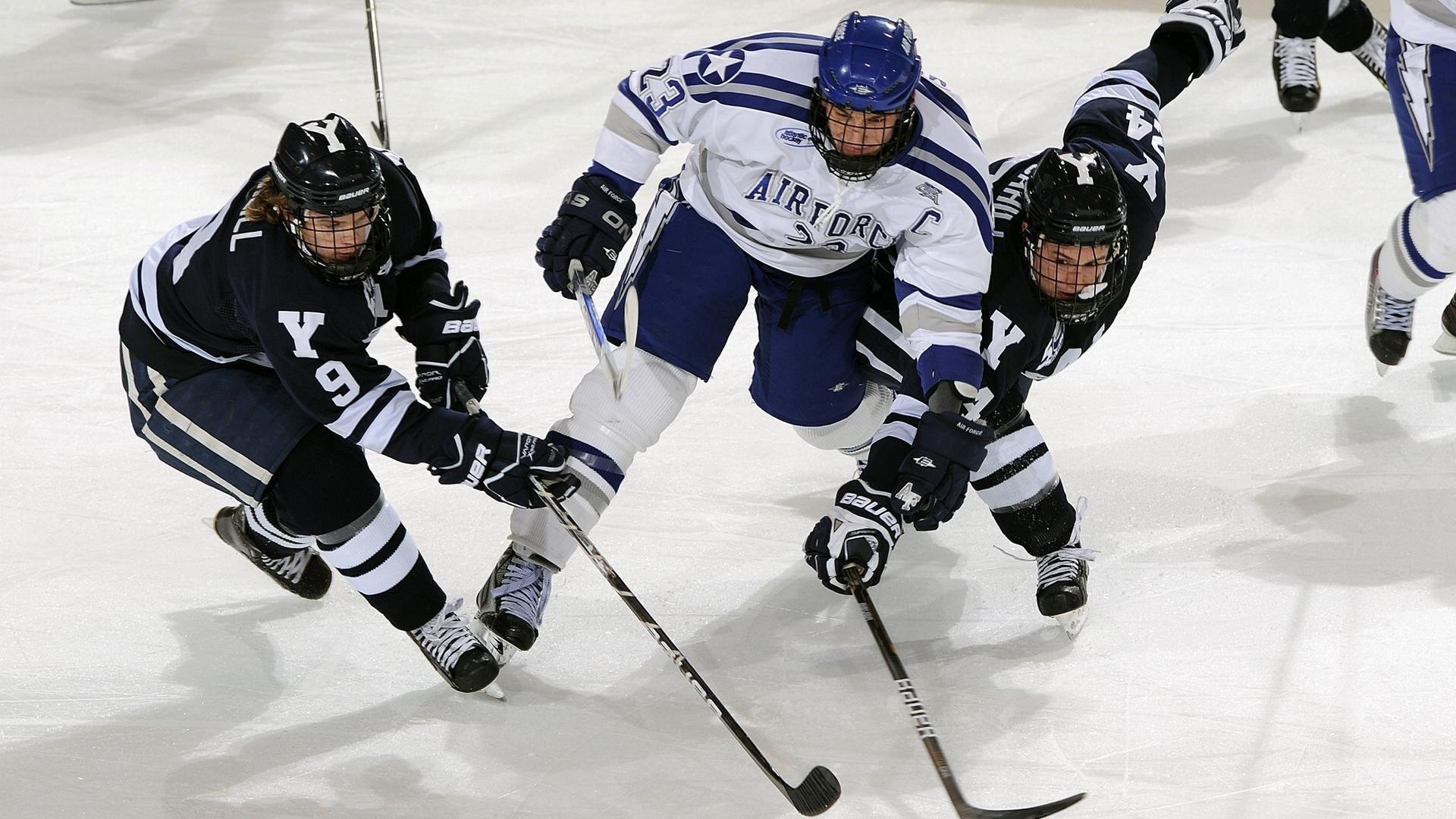 谷爱凌再创佳绩 自由式滑雪世界杯摘金