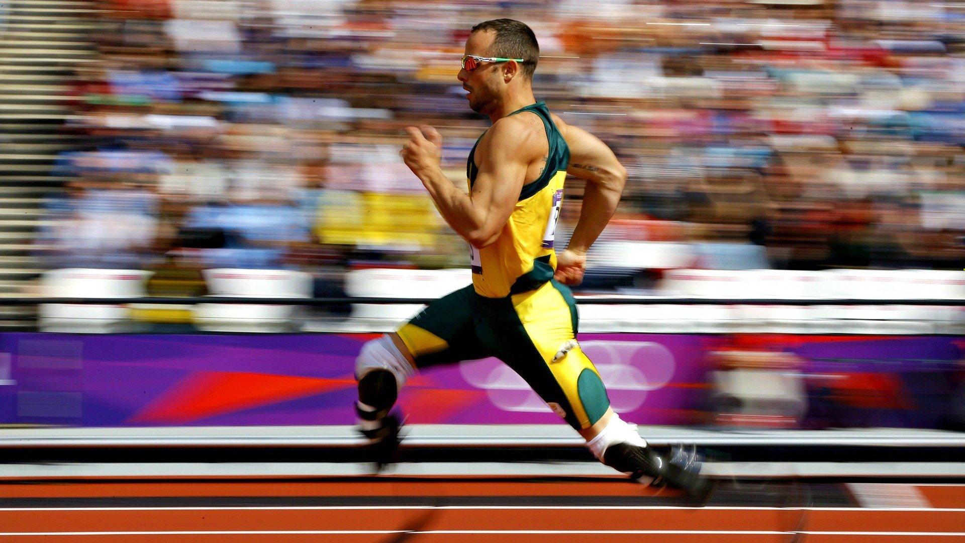 潘展乐破亚洲纪录,闪耀世界泳坛