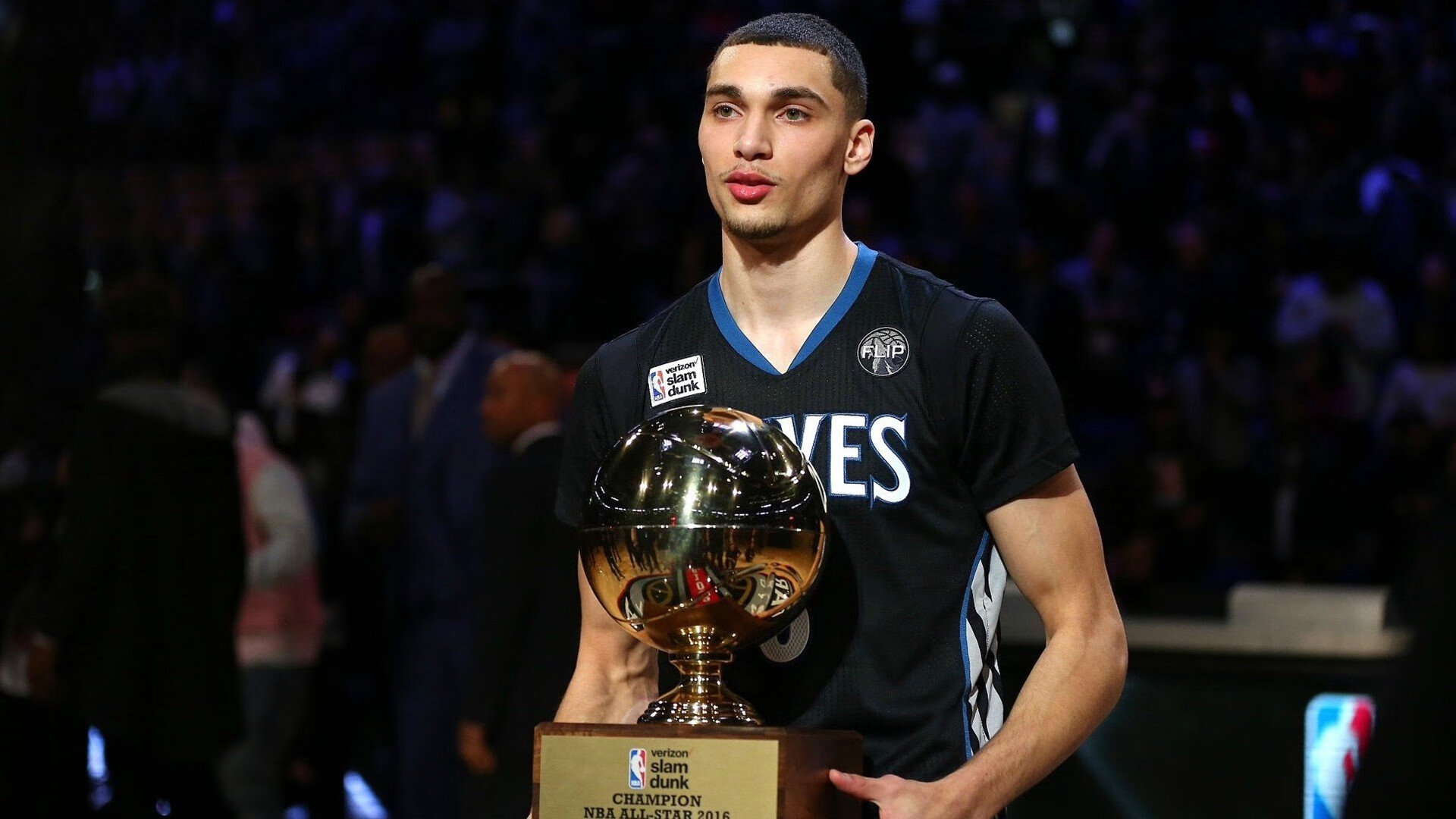 归化球员助力中国足球崛起,未来可期