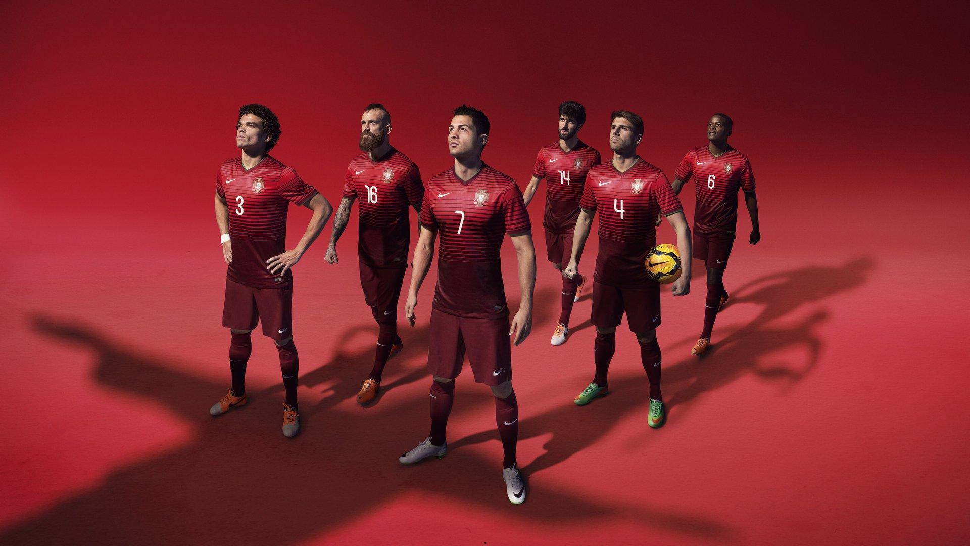 周鹏遭戳眼裁判未予理会 CBA半决赛关键判罚再引巨大争议